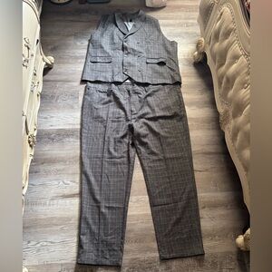 SHEIN Men's Gray Plaid Vest and Pants Set